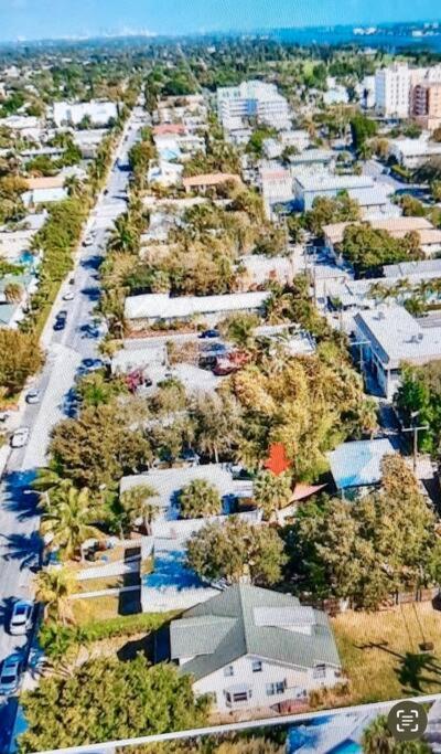 Two Bedroom Ranch With Private Deck Close To Beach Лейк-Ворт Екстер'єр фото